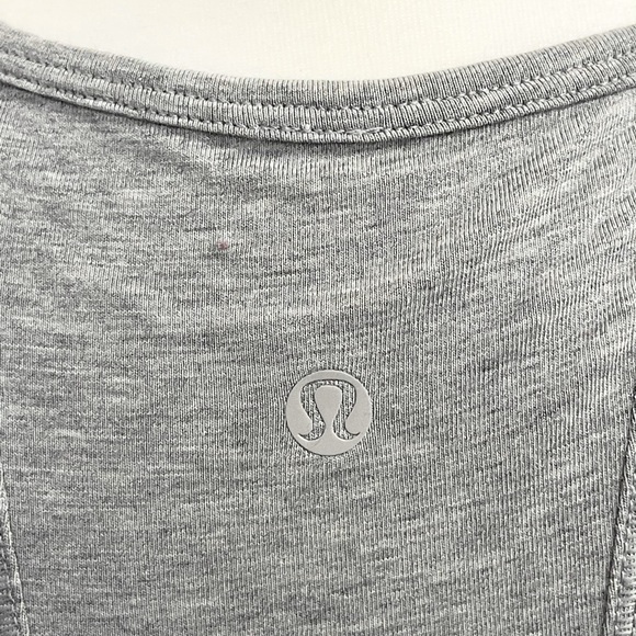 Awesome Lululemon snakeskin print top! - Picture 7 of 7